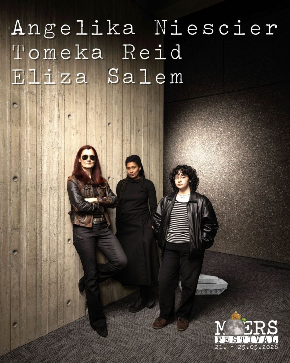 Three women stand in front of a wall. Above them are their names: "Angelika Niescier, Tomeka Reid, Eliza Salem". The Moers Festival logo is in the bottom right corner.